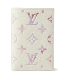 Louis Vuitton Passport Envelope M25917 Cream